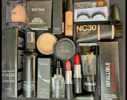 Complete 10-Piece Makeup Kit Combo – All-in-One Beauty Set