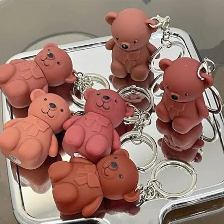 Bear Keychain Lip Tint Set – 6pcs Long-Lasting Matte Lipstick Collection